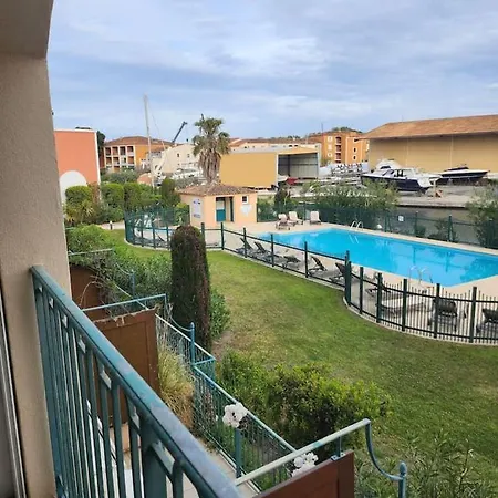Les Grimaudieres Apartment *
